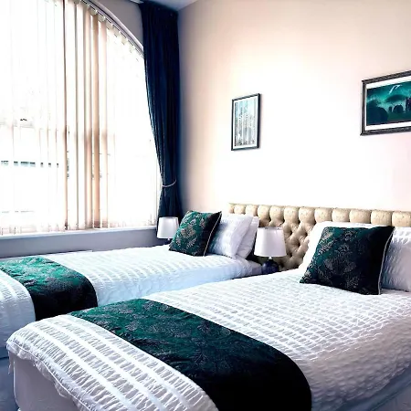 Luxury And Racecourse With Parking Appartement York